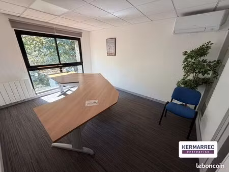 bureaux 150 m² vannes