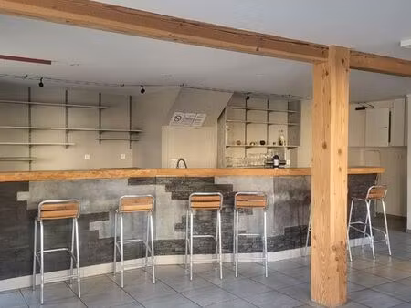 location restaurant communal
