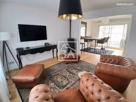 maison 8 pièces 102 m²