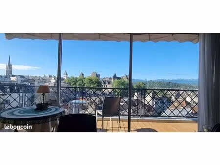 appartement dernier étage 123m2 plus grenier 115m2