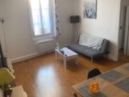 a louer appartement t3 saint médard de guiziere