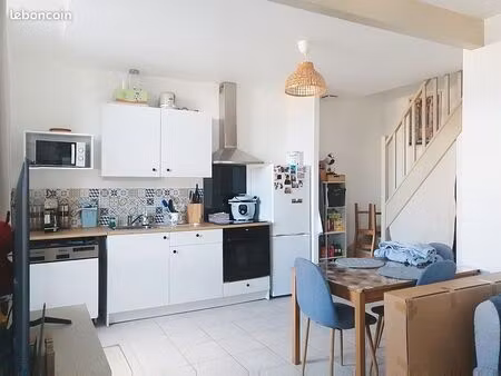 maison t3 jardinet parking