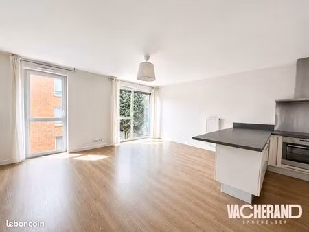 duplex 5 pièces 94 m²
