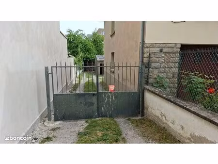 garage/box 9 m² clermont ferrand