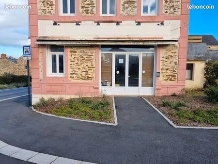 local commercial 240 m² face à la gare – loyer 800 /mois – tout commerce possible