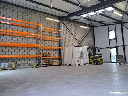 local de stockage 129 m² – vigneux-de-bretagne