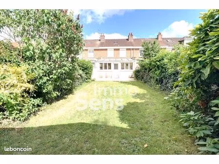 maison 5 pièces 107 m²