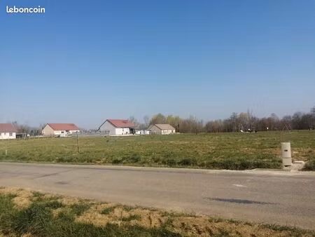 terrain constructible 1 249 m² – frangy-en-bresse 71