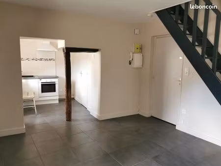 apprt. duplex t2 centre ville