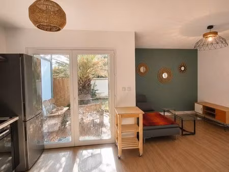 t2 meublé de 44 m² avec jardin privatif  parking – le haillan (33185)