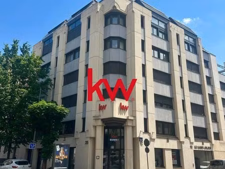 bureaux 72 m²
