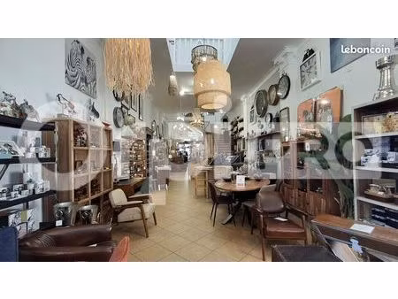 local commercial 276 m²