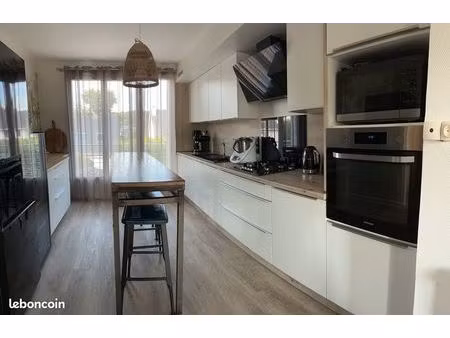 arradon – grande maison familiale rénovée de 190 m² – 5 chambres + 2 espaces indépendants