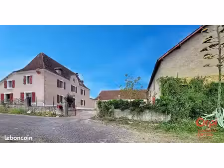 maison 6 pièces 192 m²