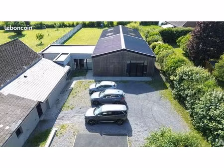 maison 8 pièces 330 m²