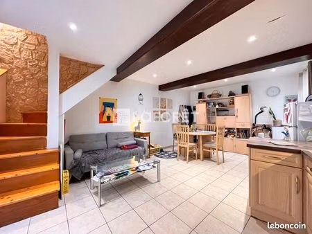 maison de village 4 pièces 74 m²