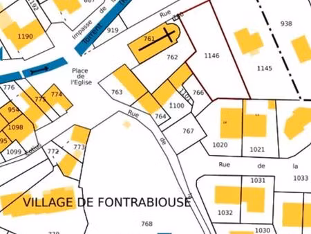 à vendre – terrain constructible au cœur du village de fontrabiouse