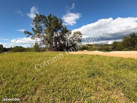 terrain 1426 m² saint beron