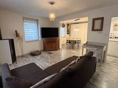 bel appartement dans rue calme de bischheim