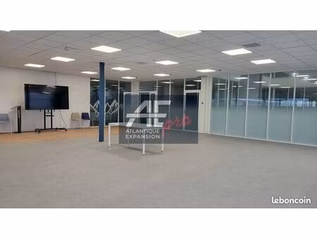 bureaux 133 m² malville