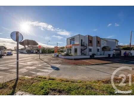 local commercial 144 m²