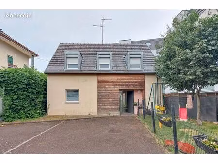 pavillon en seconde ligne – illkirch-graffenstaden