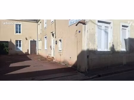 studio 1 pièce 26 m²