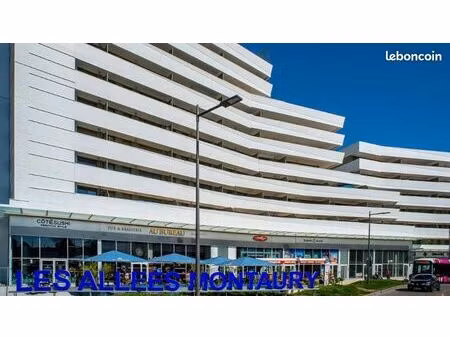 place de parking intérieur à anglet
