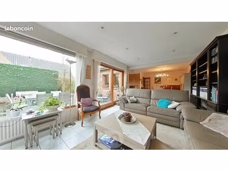maison 6 pièces 144 m²