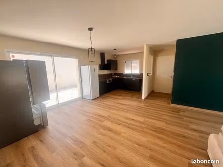 maison de plein pied 4 face 71 m2 3 pièces