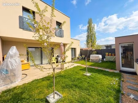 maison moderne - 5 pièces