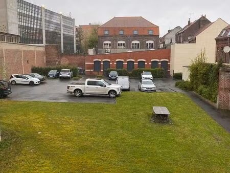 location bureaux 70m²