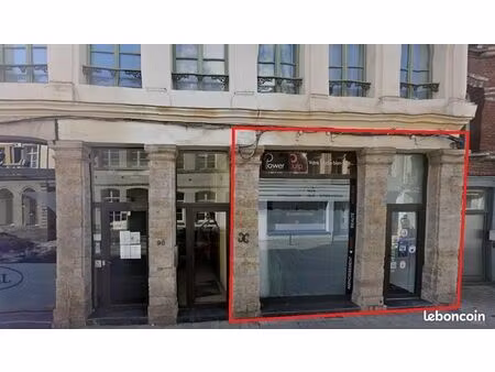 commerce 93 m²