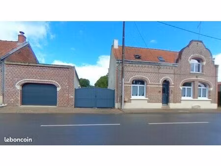 propriété 6 pièces 174 m²