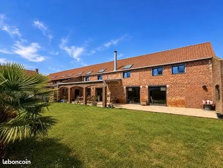 propriété 9 pièces 490 m²
