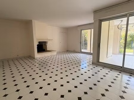 ? biarritz a vendre 560 000– grand appartement 4 pièces – 116 m² avec parking et cave
