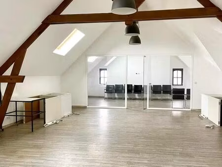 bureaux 400 m² + parking