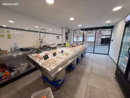 local commercial 60 m²