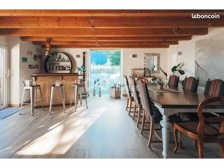ferme 10 pièces 300 m²