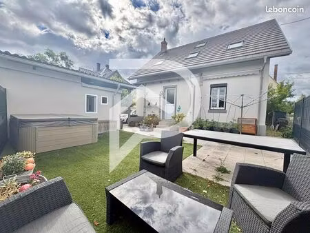 maison 6 pièces 125 m²