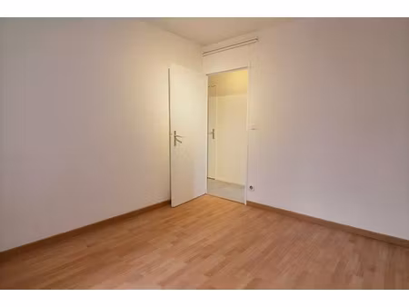 *coquet deux pièces à louer metz proche axes autoroutiers