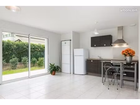 triplex t7 proche sortir nord