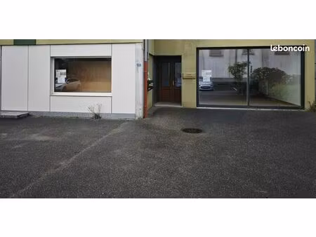 à louer – superbe espace professionnel haut de gamme de 161 m² avec parking privatif