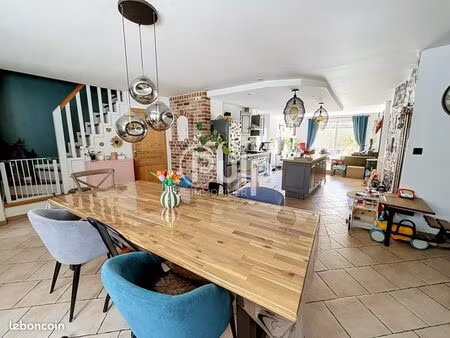maison de ville 120 m² vermelles