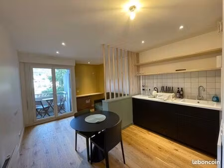 studio meublé (prestations haut-de- gamme)
