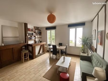 duplex 4 pièces – esprit maison – sans charges – avec petit box – le havre