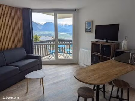 studio 23m2 pour étudiant exposé dus superbe vue