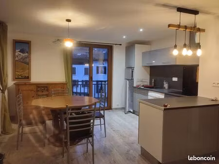 appartement t2 centre de thones