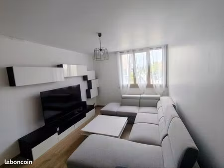 appartement pièces 46m²