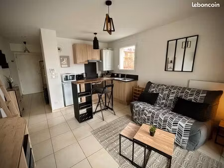 studio tout équipé thonon 25m2 + garage  1er étage  zone tully